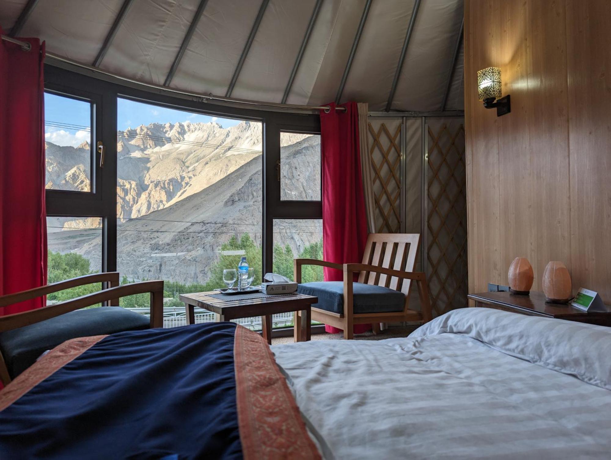 Apex Hotels And Resorts Hussaini Karimabad  Εξωτερικό φωτογραφία
