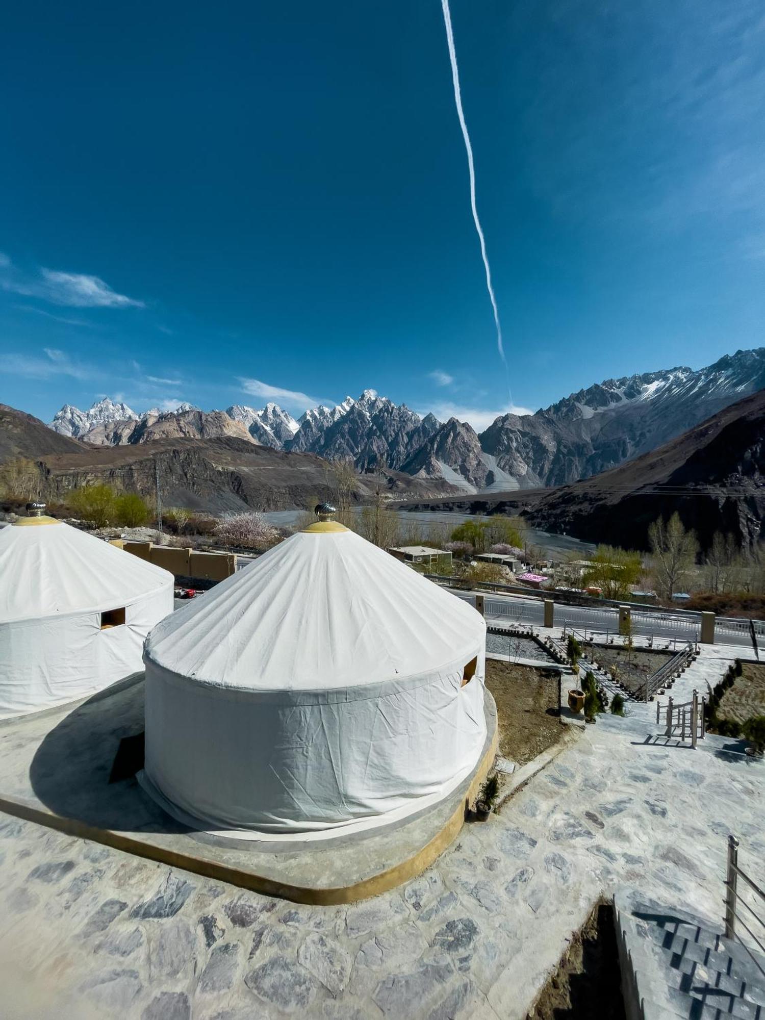 Apex Hotels And Resorts Hussaini Karimabad  Εξωτερικό φωτογραφία
