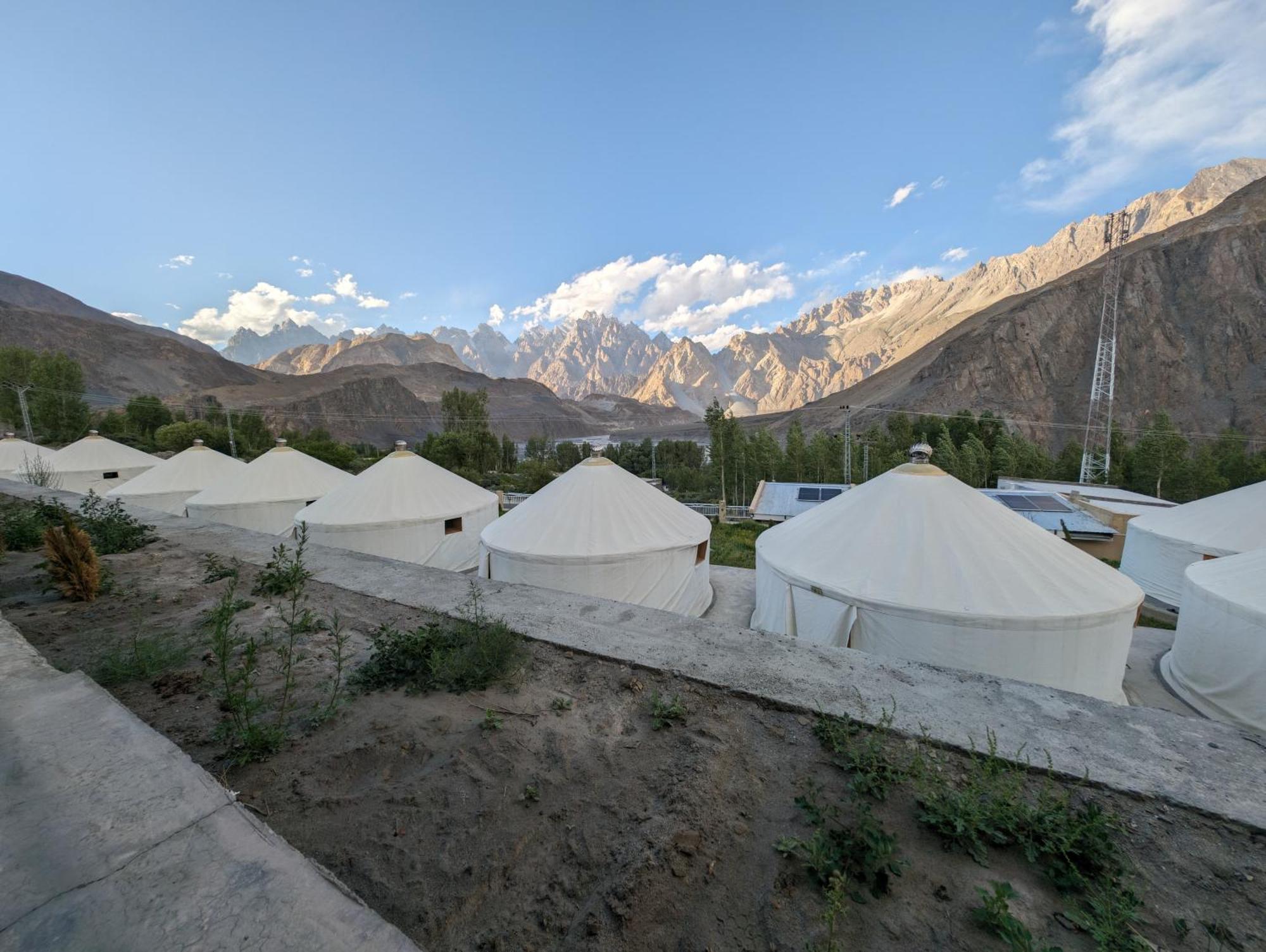 Apex Hotels And Resorts Hussaini Karimabad  Εξωτερικό φωτογραφία